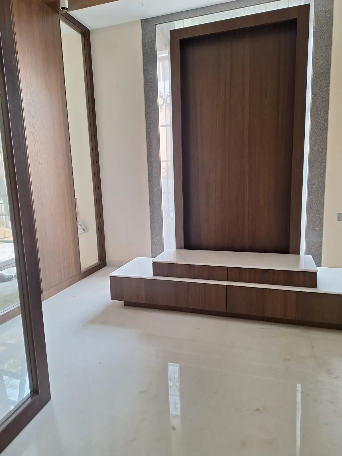 Pranav Mota — tiles fixed with Klassic adhesive, photo 1 of 17